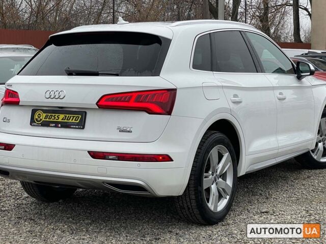 Белый Ауди Ку 5, объемом двигателя 2 л и пробегом 104 тыс. км за 27800 $, фото 5 на Automoto.ua