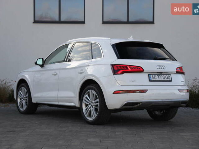 Білий Ауді Ку 5, об'ємом двигуна 1.98 л та пробігом 120 тис. км за 28500 $, фото 4 на Automoto.ua