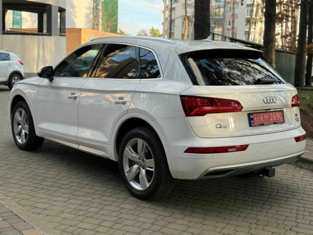 Білий Ауді Ку 5, об'ємом двигуна 2 л та пробігом 180 тис. км за 22299 $, фото 3 на Automoto.ua