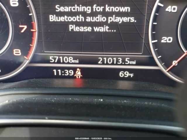 Білий Ауді Ку 5, об'ємом двигуна 2 л та пробігом 90 тис. км за 6900 $, фото 6 на Automoto.ua