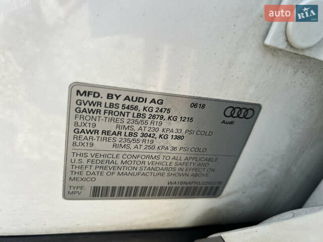 Белый Ауди Ку 5, объемом двигателя 2 л и пробегом 239 тыс. км за 16000 $, фото 20 на Automoto.ua