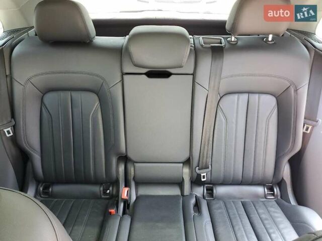 Білий Ауді Ку 5, об'ємом двигуна 1.98 л та пробігом 148 тис. км за 7700 $, фото 9 на Automoto.ua