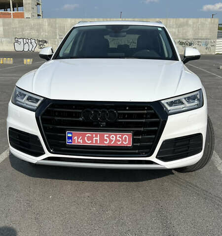 Белый Ауди Ку 5, объемом двигателя 2 л и пробегом 157 тыс. км за 23500 $, фото 1 на Automoto.ua