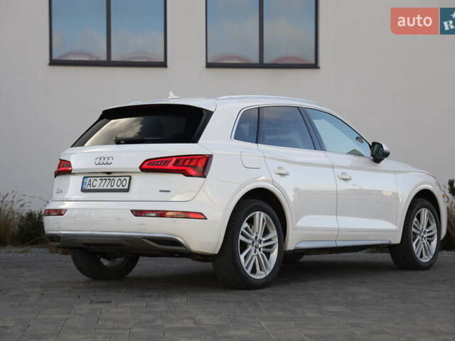 Білий Ауді Ку 5, об'ємом двигуна 1.98 л та пробігом 120 тис. км за 28500 $, фото 6 на Automoto.ua