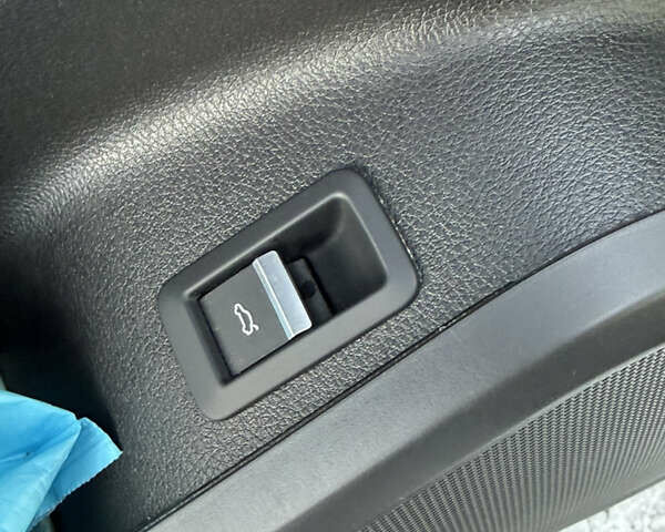 Білий Ауді Ку 5, об'ємом двигуна 1.98 л та пробігом 116 тис. км за 26500 $, фото 24 на Automoto.ua