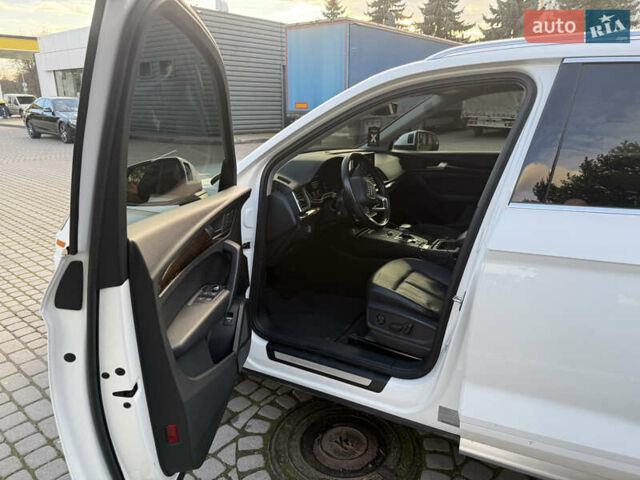 Белый Ауди Ку 5, объемом двигателя 1.98 л и пробегом 102 тыс. км за 25900 $, фото 12 на Automoto.ua