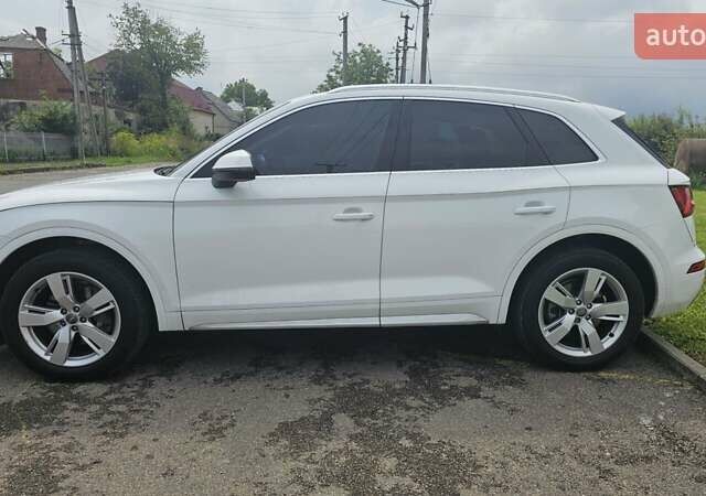 Білий Ауді Ку 5, об'ємом двигуна 2 л та пробігом 114 тис. км за 26300 $, фото 2 на Automoto.ua