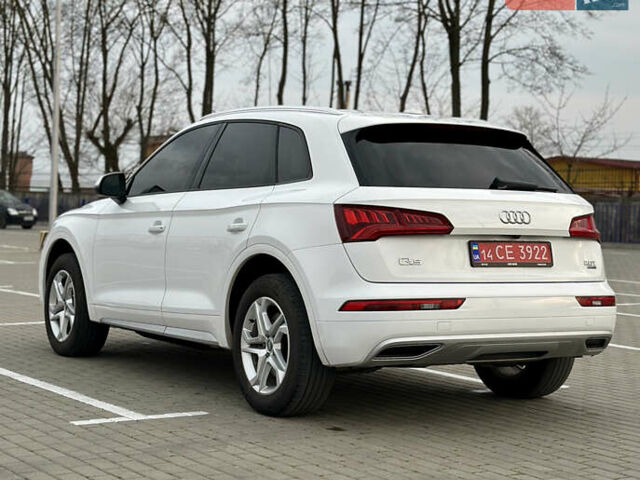 Белый Ауди Ку 5, объемом двигателя 2 л и пробегом 162 тыс. км за 20900 $, фото 16 на Automoto.ua