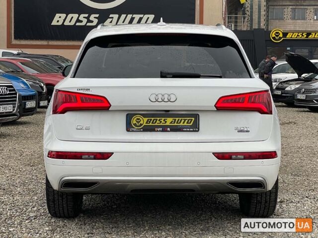 Белый Ауди Ку 5, объемом двигателя 2 л и пробегом 104 тыс. км за 27800 $, фото 4 на Automoto.ua