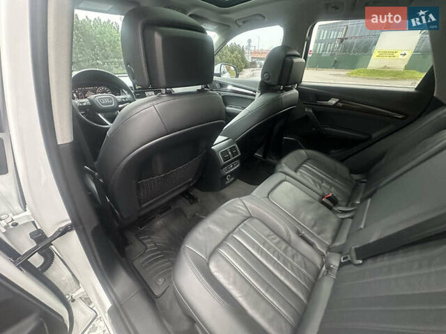 Белый Ауди Ку 5, объемом двигателя 1.99 л и пробегом 163 тыс. км за 22999 $, фото 29 на Automoto.ua