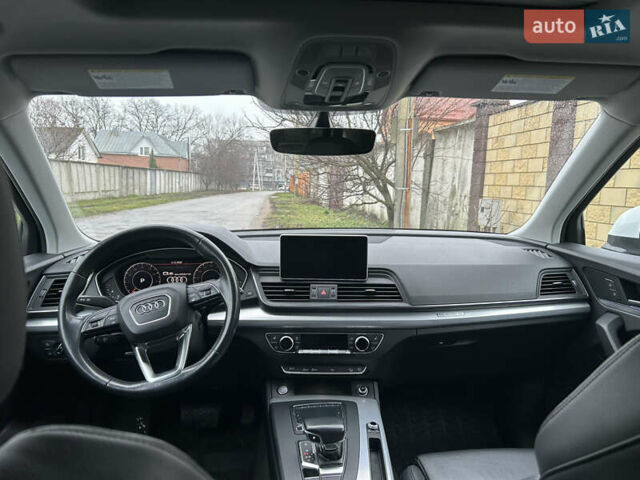 Белый Ауди Ку 5, объемом двигателя 1.98 л и пробегом 145 тыс. км за 23888 $, фото 34 на Automoto.ua