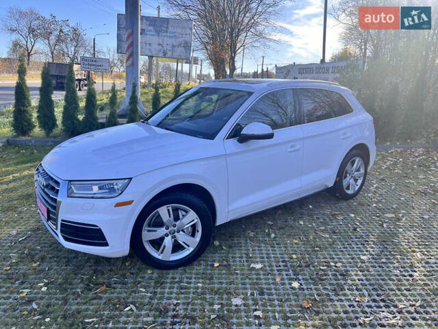 Белый Ауди Ку 5, объемом двигателя 0 л и пробегом 120 тыс. км за 26000 $, фото 2 на Automoto.ua