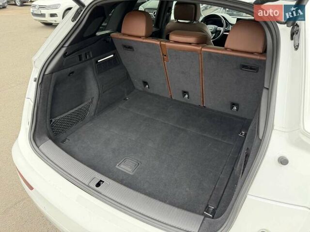 Белый Ауди Ку 5, объемом двигателя 1.98 л и пробегом 158 тыс. км за 25500 $, фото 33 на Automoto.ua