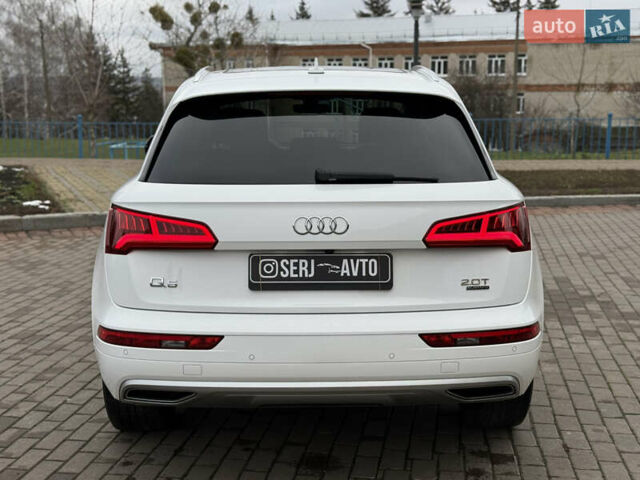 Белый Ауди Ку 5, объемом двигателя 1.98 л и пробегом 95 тыс. км за 29400 $, фото 6 на Automoto.ua