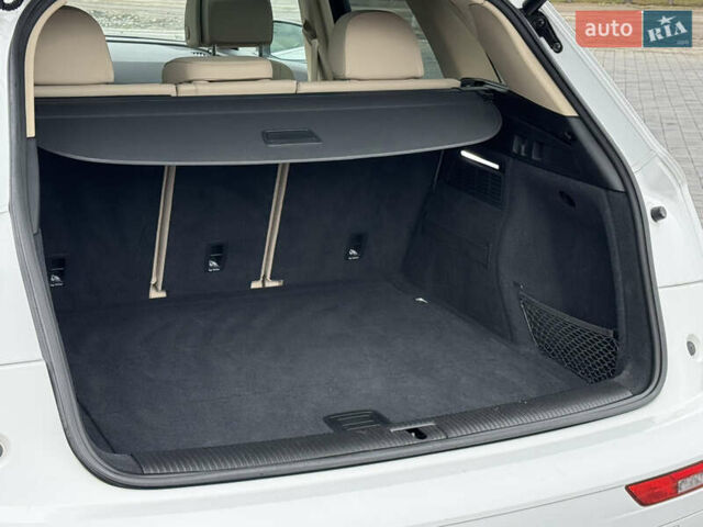 Білий Ауді Ку 5, об'ємом двигуна 1.98 л та пробігом 159 тис. км за 24699 $, фото 81 на Automoto.ua