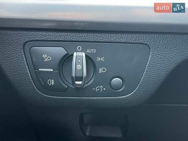 Белый Ауди Ку 5, объемом двигателя 2 л и пробегом 209 тыс. км за 25990 $, фото 15 на Automoto.ua