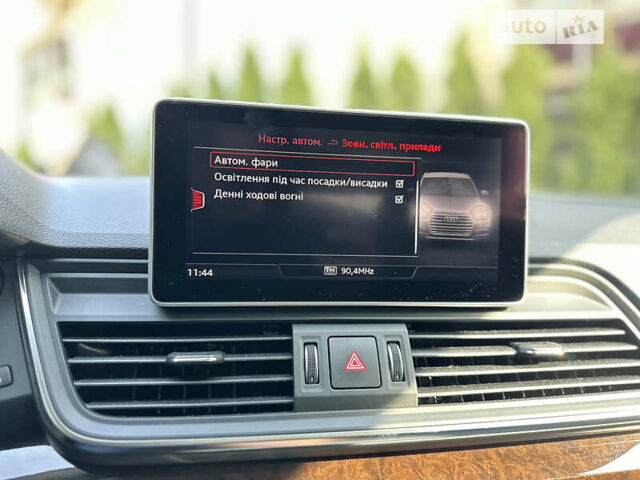 Белый Ауди Ку 5, объемом двигателя 2 л и пробегом 41 тыс. км за 24900 $, фото 52 на Automoto.ua