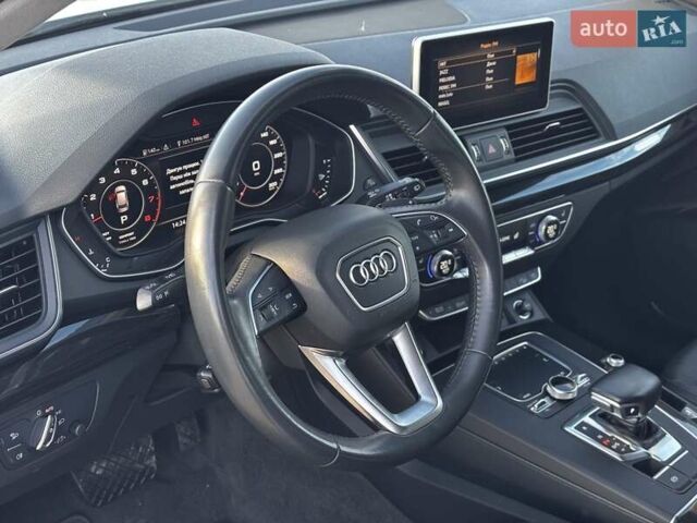 Білий Ауді Ку 5, об'ємом двигуна 1.98 л та пробігом 107 тис. км за 23500 $, фото 9 на Automoto.ua