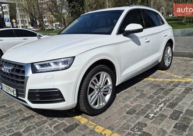 Белый Ауди Ку 5, объемом двигателя 1.98 л и пробегом 57 тыс. км за 30000 $, фото 29 на Automoto.ua