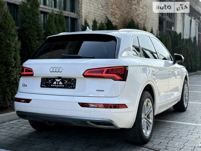 Белый Ауди Ку 5, объемом двигателя 2 л и пробегом 41 тыс. км за 24900 $, фото 11 на Automoto.ua