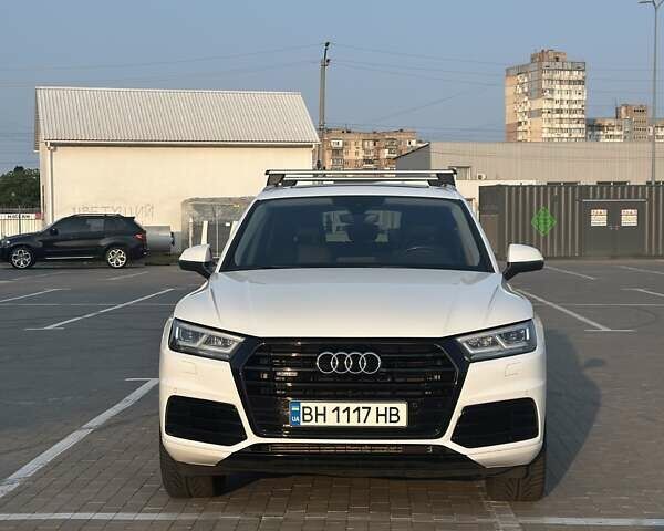 Белый Ауди Ку 5, объемом двигателя 1.98 л и пробегом 145 тыс. км за 29300 $, фото 22 на Automoto.ua