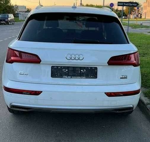 Білий Ауді Ку 5, об'ємом двигуна 2 л та пробігом 95 тис. км за 20000 $, фото 9 на Automoto.ua