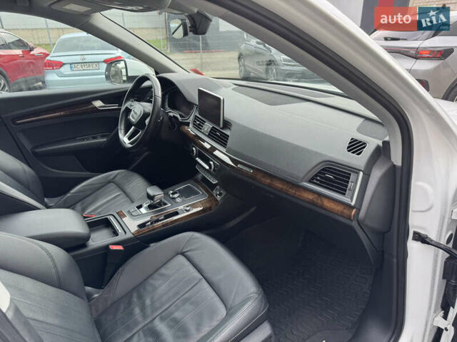 Белый Ауди Ку 5, объемом двигателя 1.98 л и пробегом 238 тыс. км за 19800 $, фото 25 на Automoto.ua