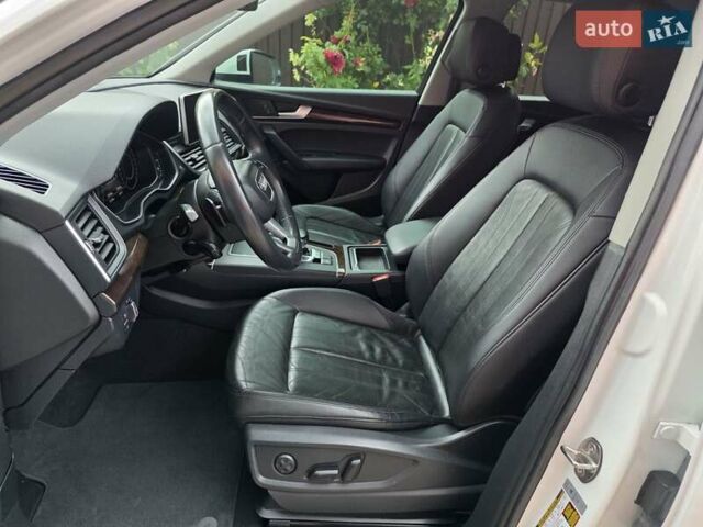 Белый Ауди Ку 5, объемом двигателя 1.98 л и пробегом 97 тыс. км за 23500 $, фото 22 на Automoto.ua
