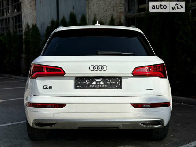 Белый Ауди Ку 5, объемом двигателя 2 л и пробегом 41 тыс. км за 24900 $, фото 15 на Automoto.ua