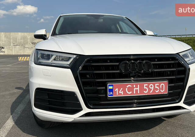 Белый Ауди Ку 5, объемом двигателя 2 л и пробегом 157 тыс. км за 23500 $, фото 6 на Automoto.ua