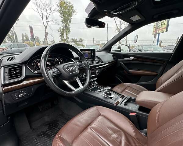 Білий Ауді Ку 5, об'ємом двигуна 2 л та пробігом 206 тис. км за 23600 $, фото 21 на Automoto.ua