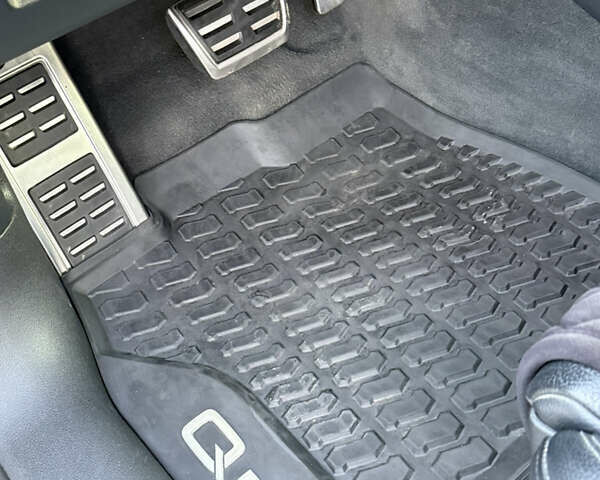 Білий Ауді Ку 5, об'ємом двигуна 1.98 л та пробігом 116 тис. км за 26500 $, фото 26 на Automoto.ua