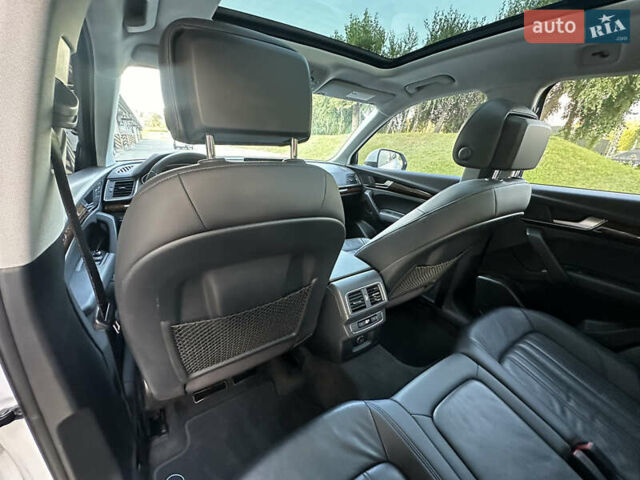 Белый Ауди Ку 5, объемом двигателя 1.99 л и пробегом 159 тыс. км за 24999 $, фото 27 на Automoto.ua