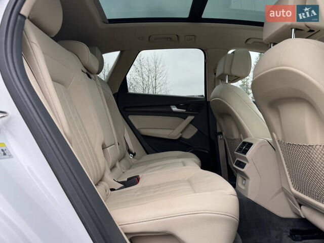 Білий Ауді Ку 5, об'ємом двигуна 1.98 л та пробігом 159 тис. км за 24699 $, фото 68 на Automoto.ua