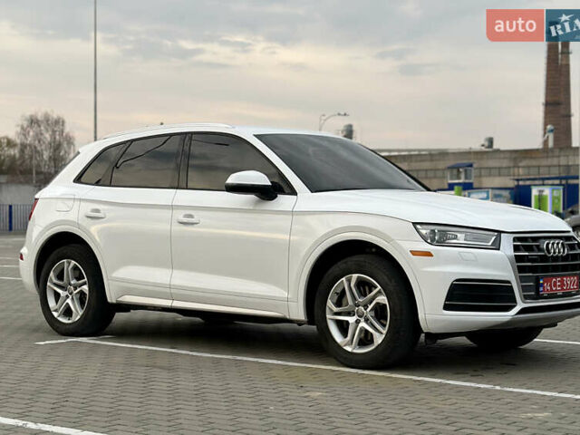 Белый Ауди Ку 5, объемом двигателя 2 л и пробегом 162 тыс. км за 20900 $, фото 7 на Automoto.ua