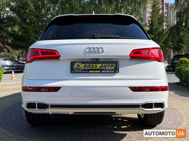 Белый Ауди Ку 5, объемом двигателя 2 л и пробегом 27 тыс. км за 35800 $, фото 5 на Automoto.ua