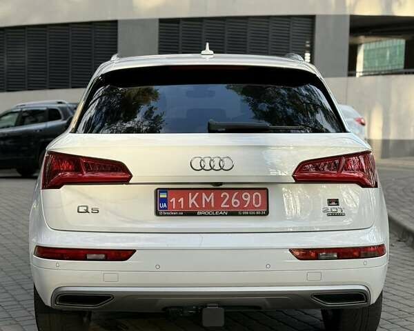 Белый Ауди Ку 5, объемом двигателя 1.98 л и пробегом 180 тыс. км за 22299 $, фото 7 на Automoto.ua