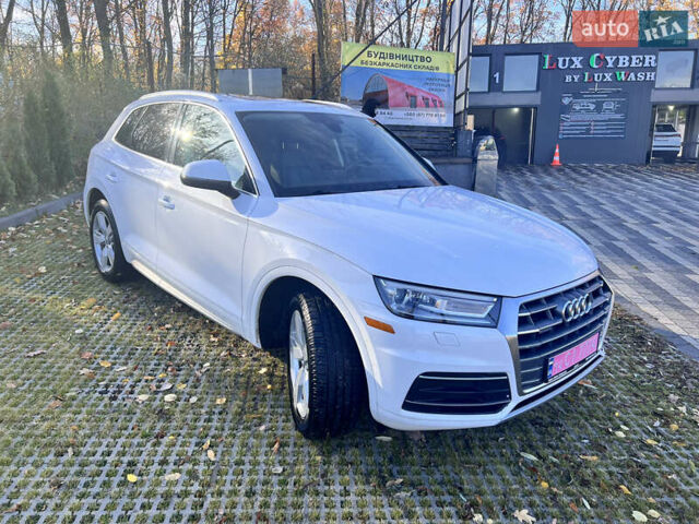 Белый Ауди Ку 5, объемом двигателя 0 л и пробегом 120 тыс. км за 26000 $, фото 4 на Automoto.ua