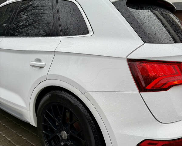 Білий Ауді Ку 5, об'ємом двигуна 1.98 л та пробігом 229 тис. км за 22400 $, фото 26 на Automoto.ua