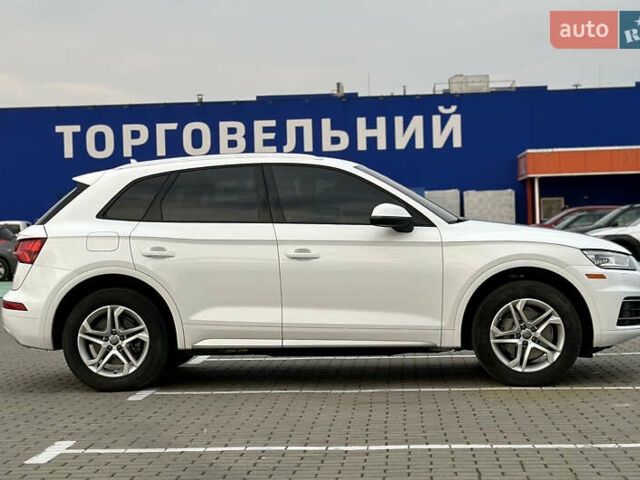 Белый Ауди Ку 5, объемом двигателя 2 л и пробегом 162 тыс. км за 20900 $, фото 8 на Automoto.ua