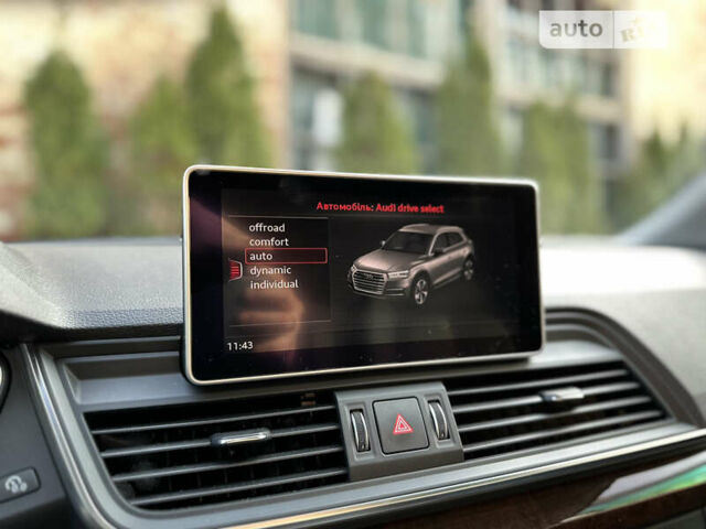 Белый Ауди Ку 5, объемом двигателя 2 л и пробегом 41 тыс. км за 24900 $, фото 49 на Automoto.ua