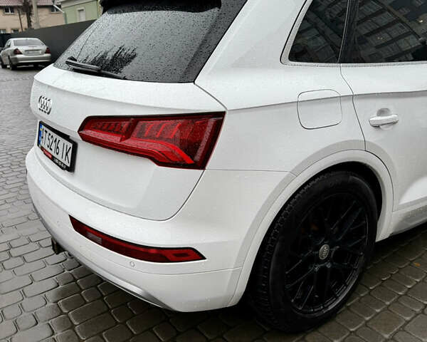 Білий Ауді Ку 5, об'ємом двигуна 1.98 л та пробігом 229 тис. км за 22400 $, фото 35 на Automoto.ua