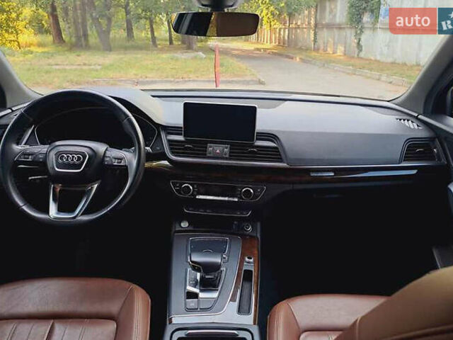 Білий Ауді Ку 5, об'ємом двигуна 1.98 л та пробігом 90 тис. км за 21100 $, фото 10 на Automoto.ua
