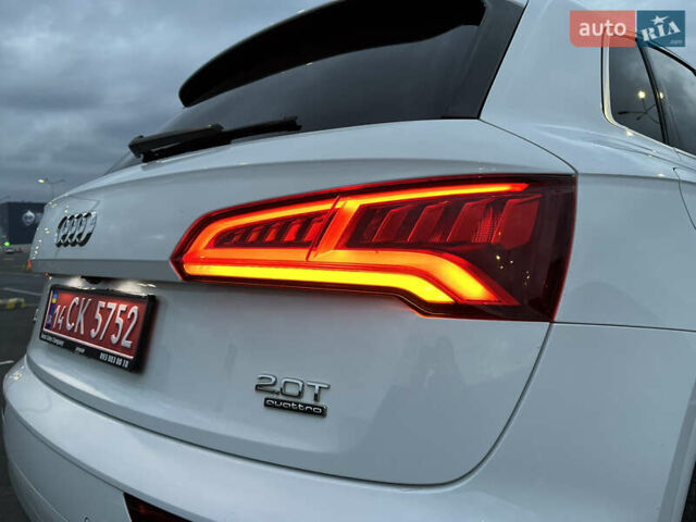Білий Ауді Ку 5, об'ємом двигуна 1.98 л та пробігом 111 тис. км за 25600 $, фото 10 на Automoto.ua
