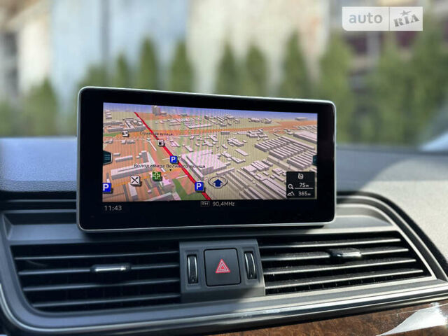 Белый Ауди Ку 5, объемом двигателя 2 л и пробегом 41 тыс. км за 24900 $, фото 50 на Automoto.ua