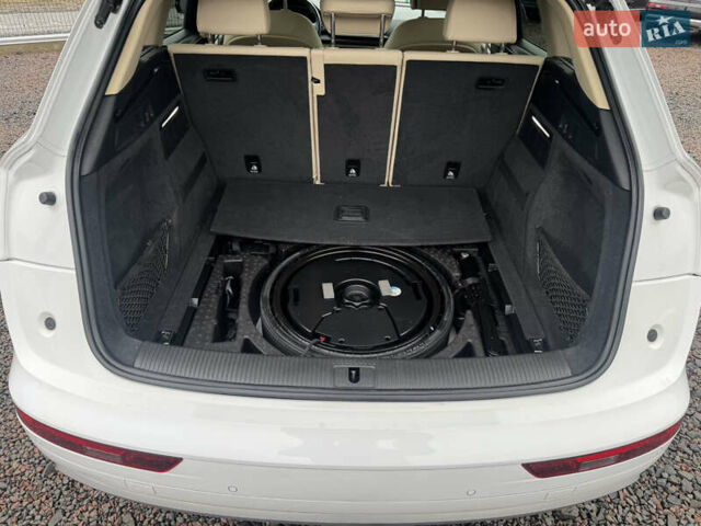 Белый Ауди Ку 5, объемом двигателя 2 л и пробегом 114 тыс. км за 23800 $, фото 48 на Automoto.ua