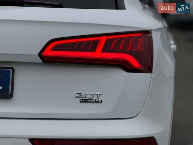 Белый Ауди Ку 5, объемом двигателя 1.98 л и пробегом 158 тыс. км за 25500 $, фото 24 на Automoto.ua