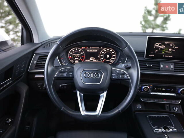 Білий Ауді Ку 5, об'ємом двигуна 1.98 л та пробігом 120 тис. км за 28500 $, фото 9 на Automoto.ua