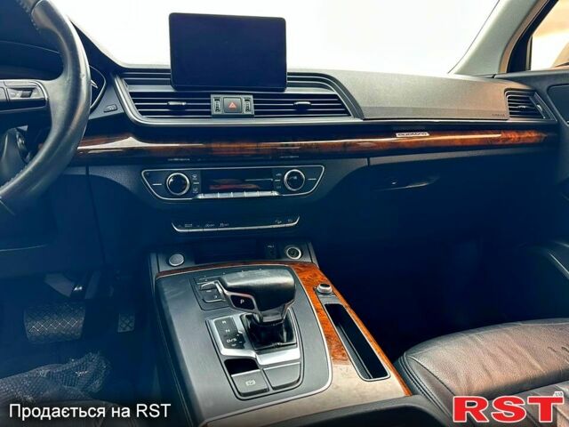 Белый Ауди Ку 5, объемом двигателя 2 л и пробегом 170 тыс. км за 23000 $, фото 8 на Automoto.ua