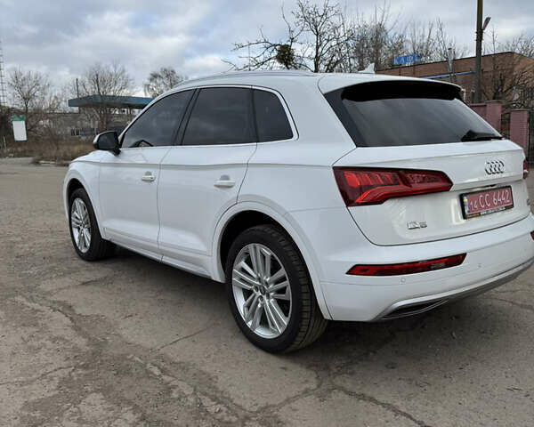Белый Ауди Ку 5, объемом двигателя 1.98 л и пробегом 182 тыс. км за 25700 $, фото 7 на Automoto.ua